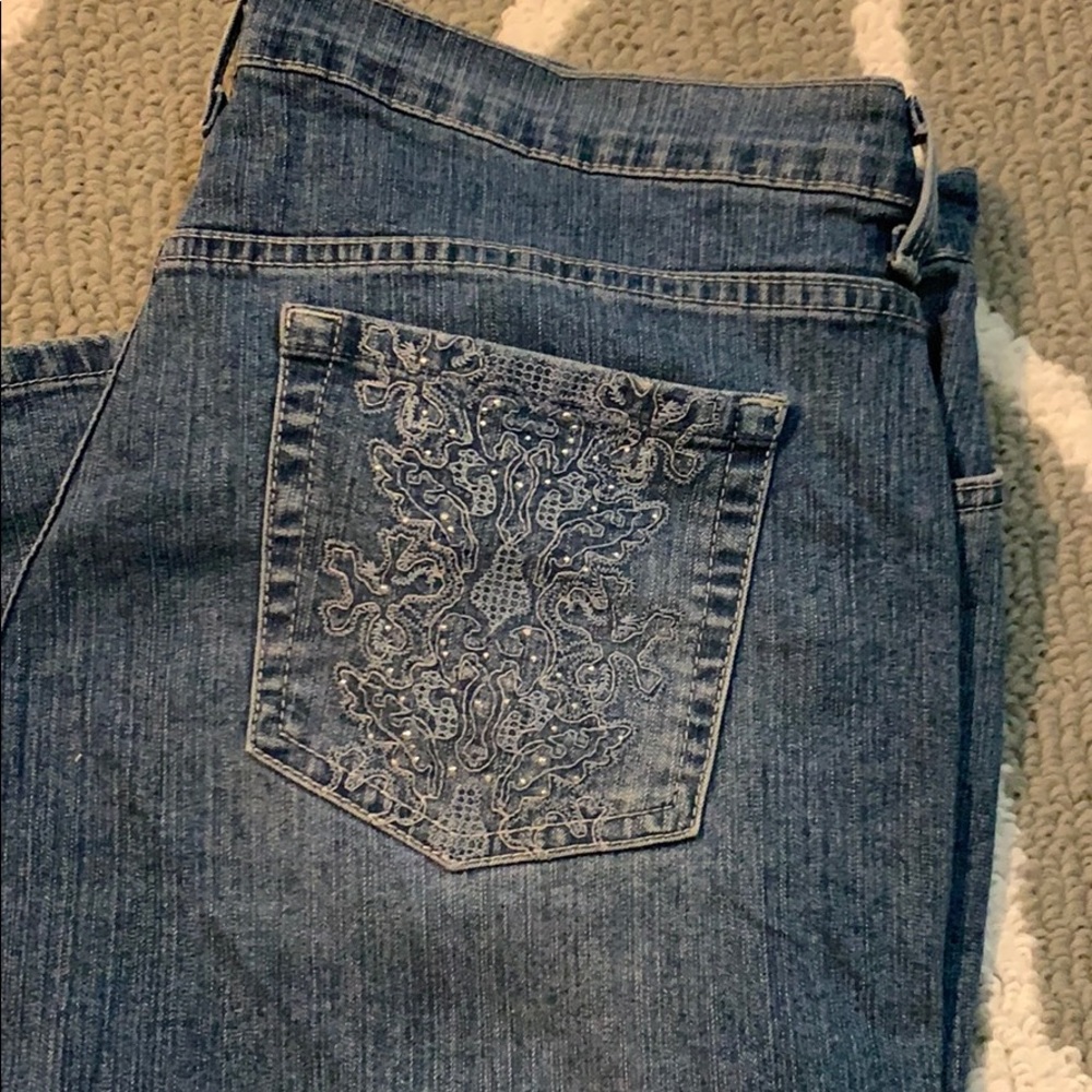 Gloria Vanderbilt Bermuda shorts